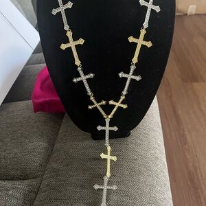 Sassy Jones trinity chain never used.